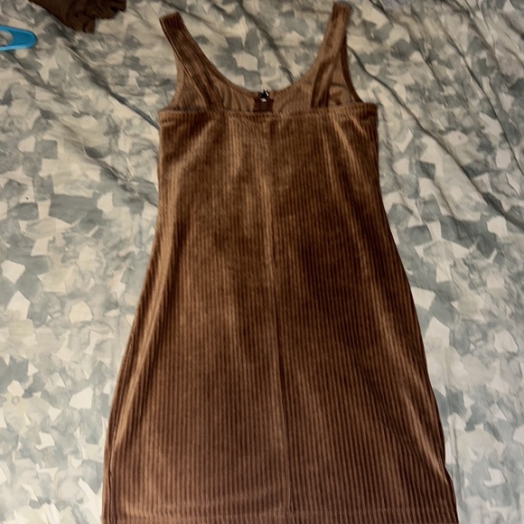 Fitted brown zipper dress - Picture 2 of 2